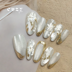 Golden Petal Glow Nail Art