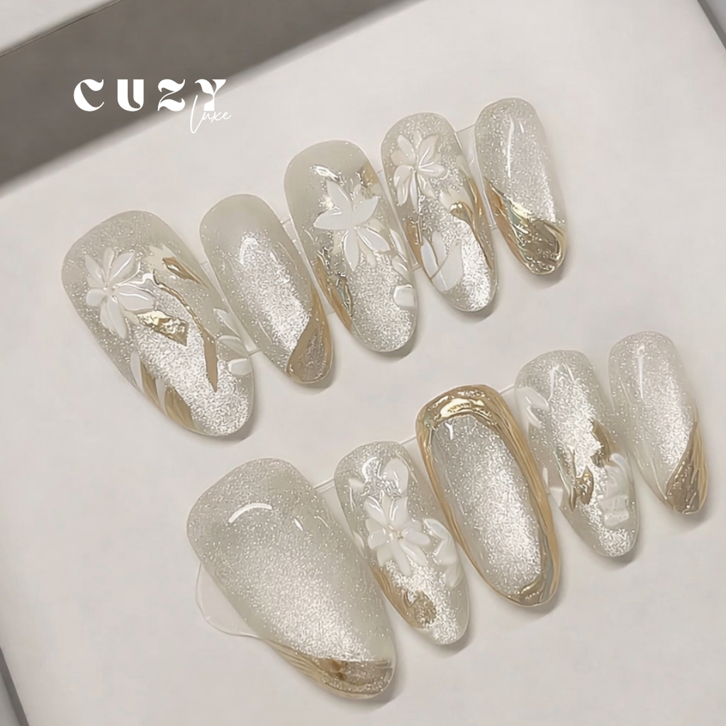 Golden Petal Glow Nail Art