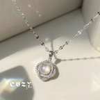 Luna Pearl Necklace